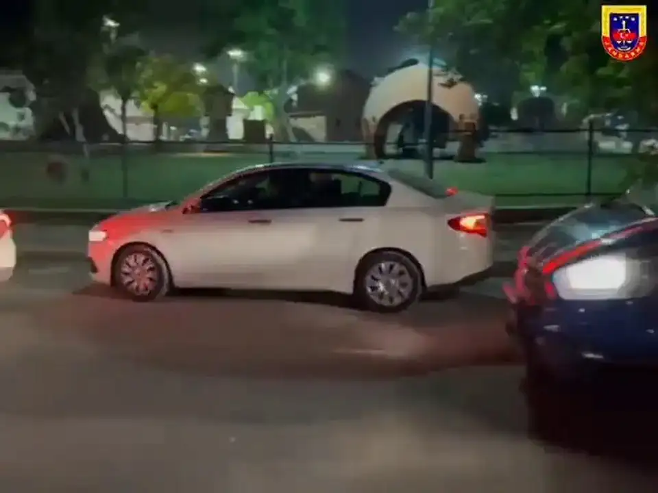 Serik'te 50 Milyonluk Uyuşturucu Gizli Düzenekten Çıktı 1